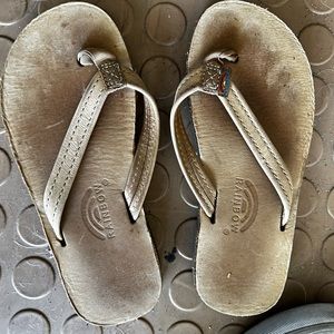 Kids Rainbows flip flops